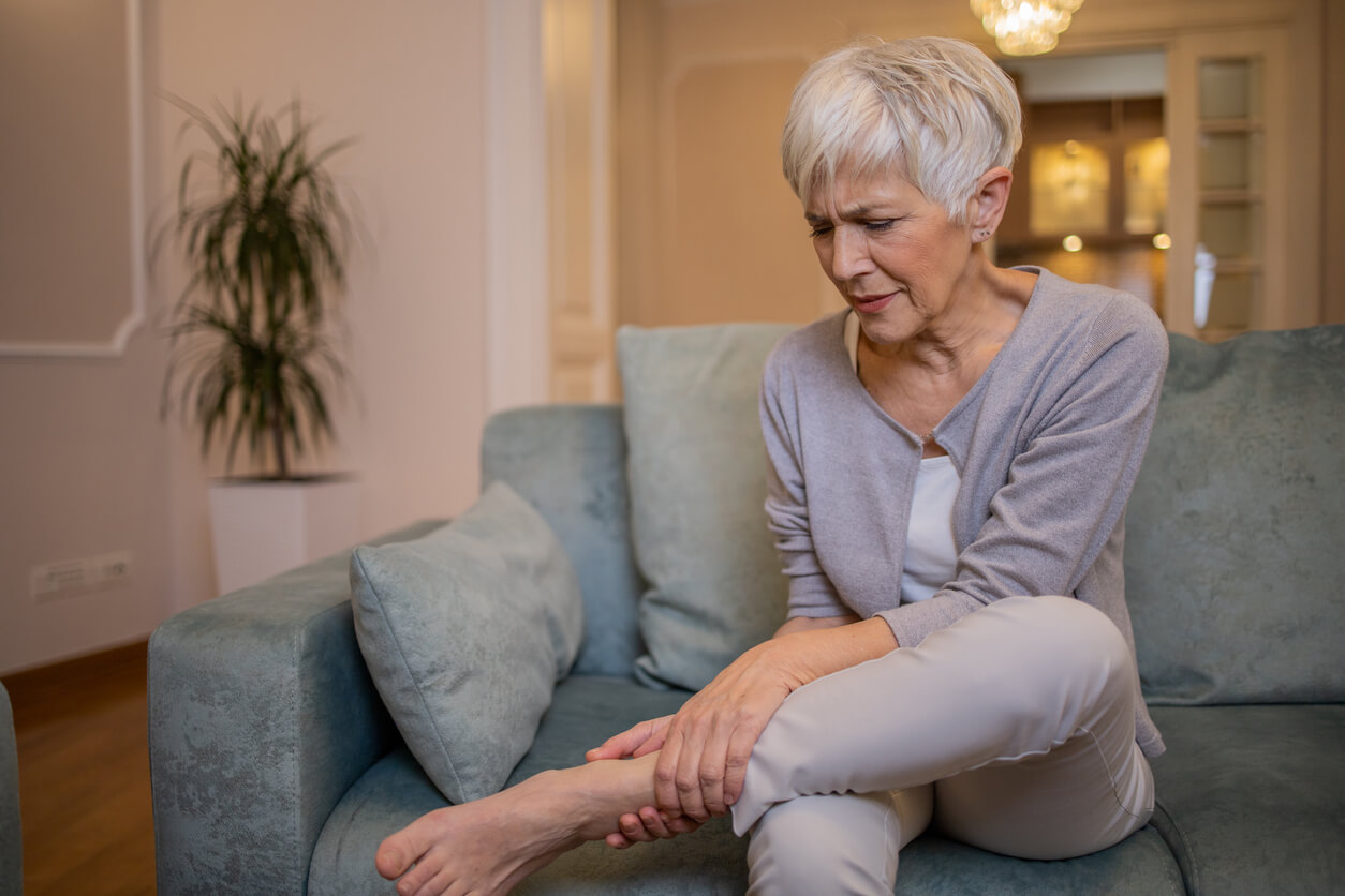 Peripheral-Artery-Disease-and-Foot-Pain-Treatment